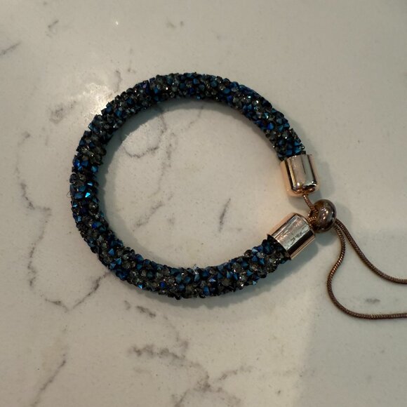 Crystal Energy Bracelet with Swarovski Crystal ends - Picture 6 of 6